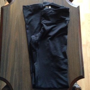 Old Navy black yoga pants size small